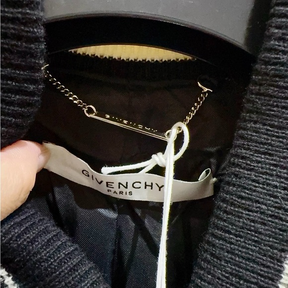 🚩steal Givenchy Black Varsity Jacket with White Accents - Picture 4 of 6